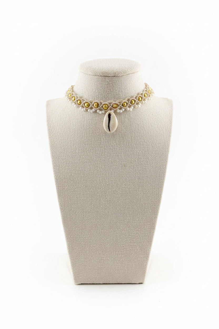Luna Shell Deluxe Choker