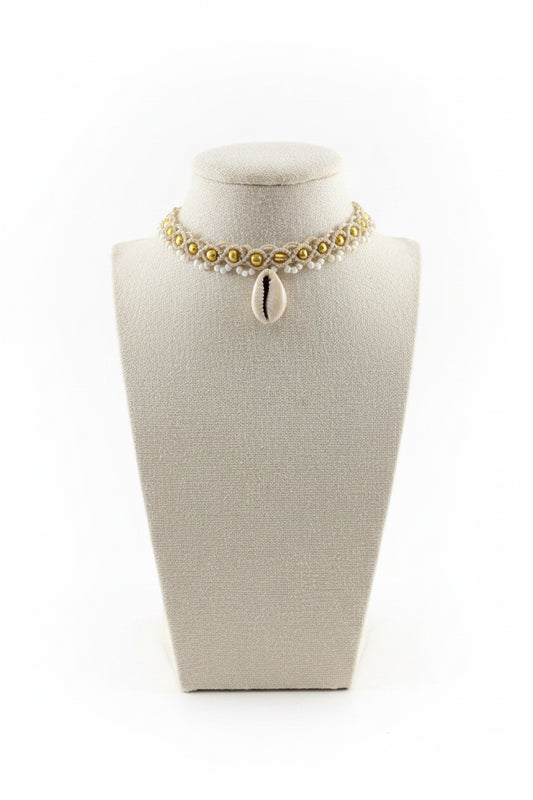 Luna Shell Deluxe Choker